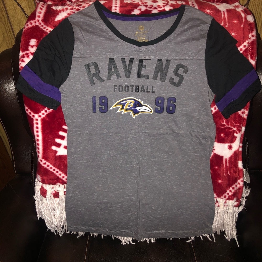 Bundle of 3 Ravens Junior’s Tshirts Like New